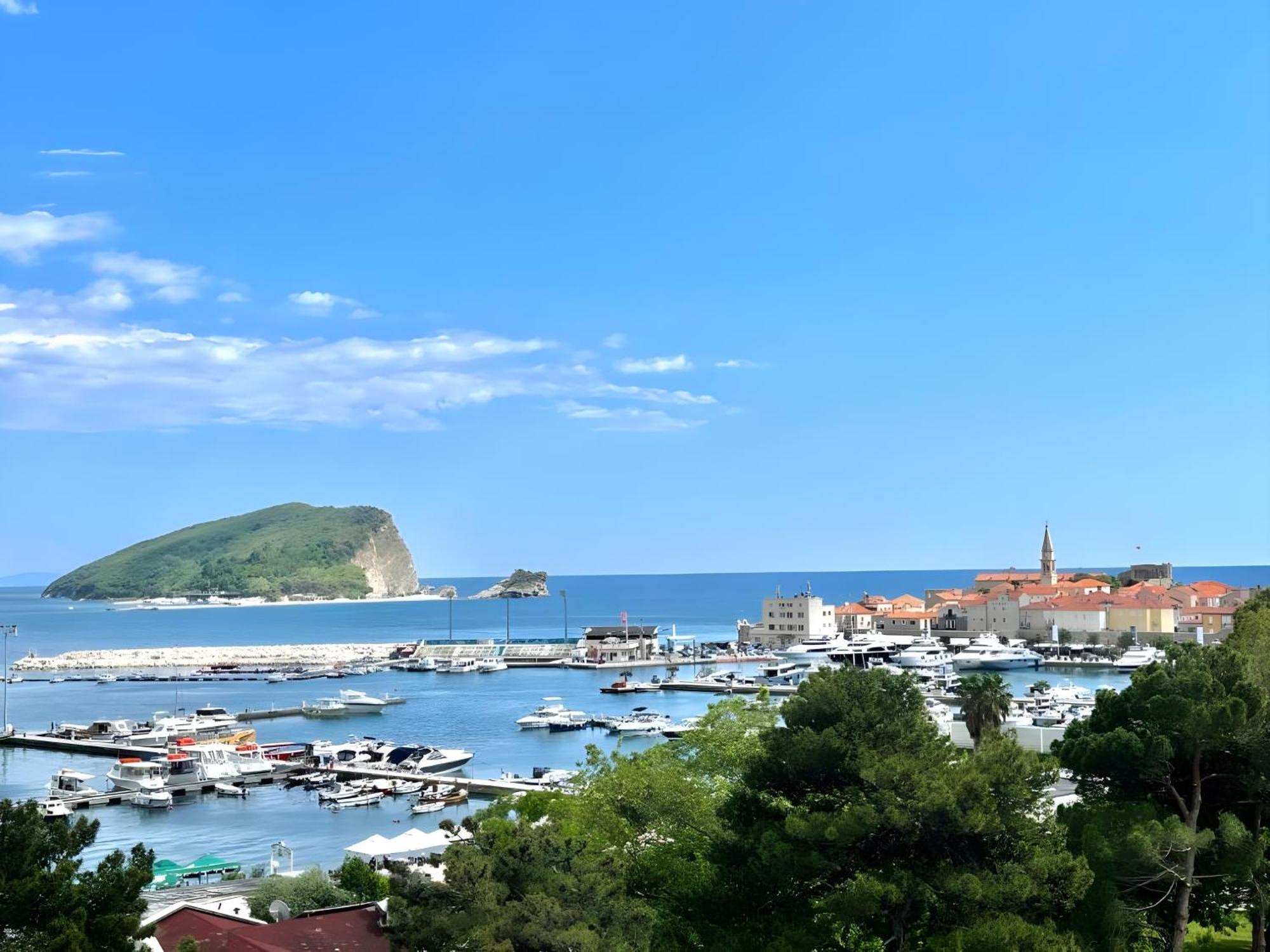 Blue Marlin Apartments Будва Экстерьер фото