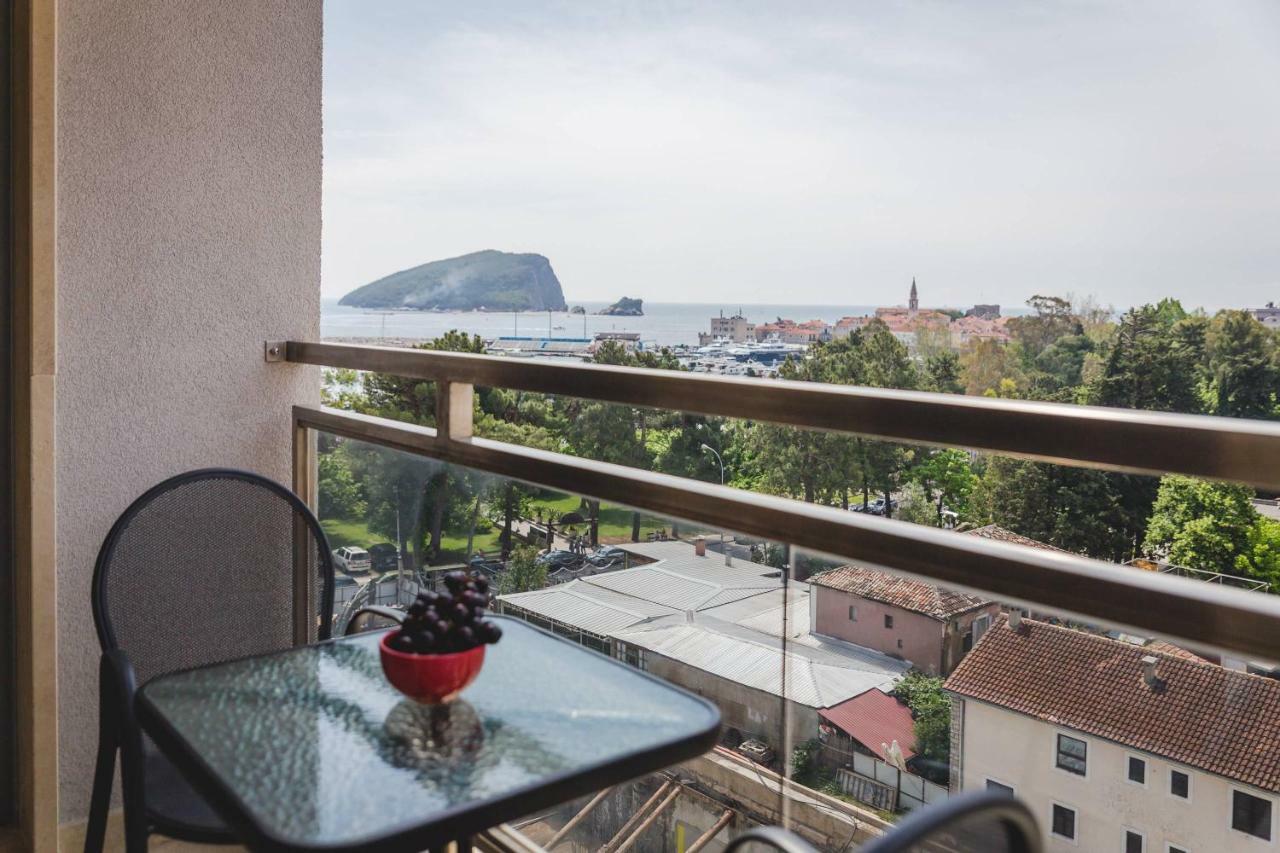 Blue Marlin Apartments Будва Экстерьер фото