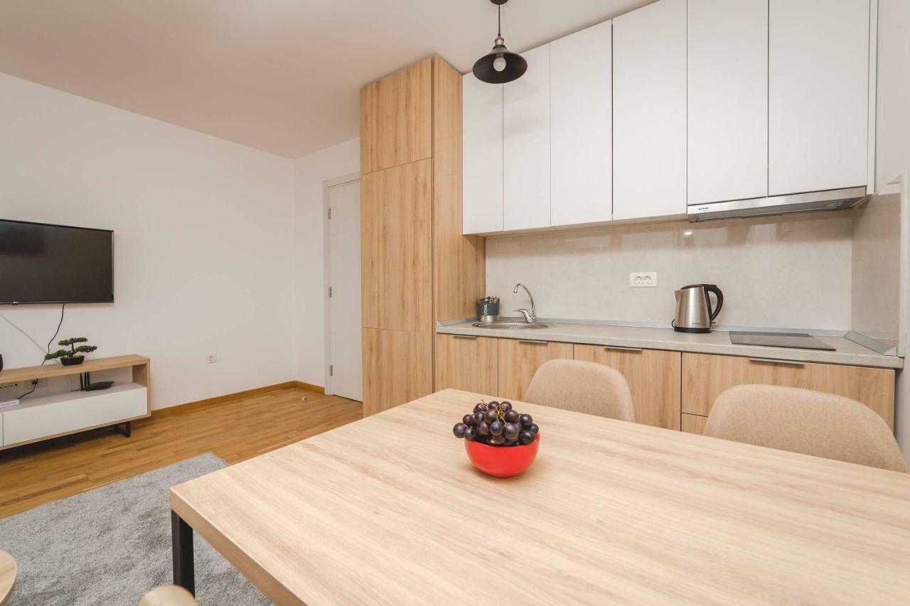 Blue Marlin Apartments Будва Экстерьер фото