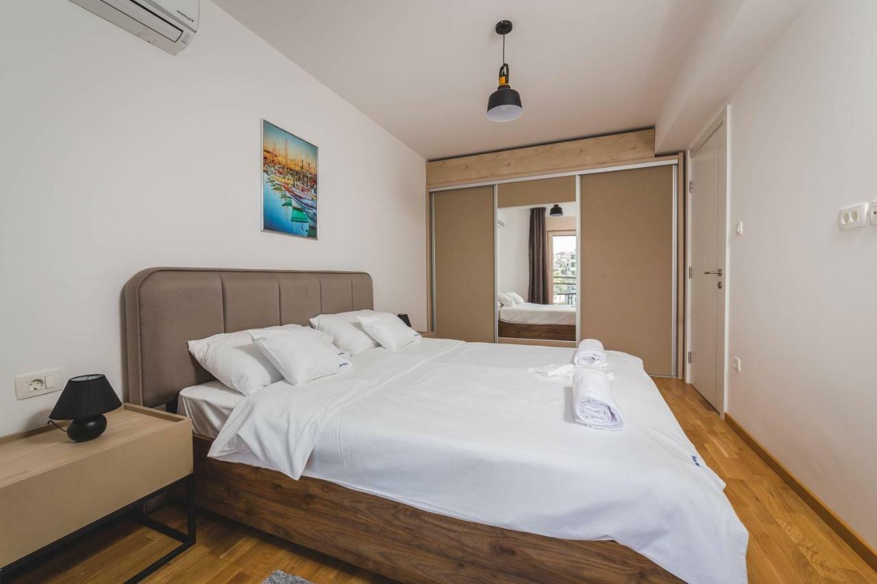 Blue Marlin Apartments Будва Экстерьер фото