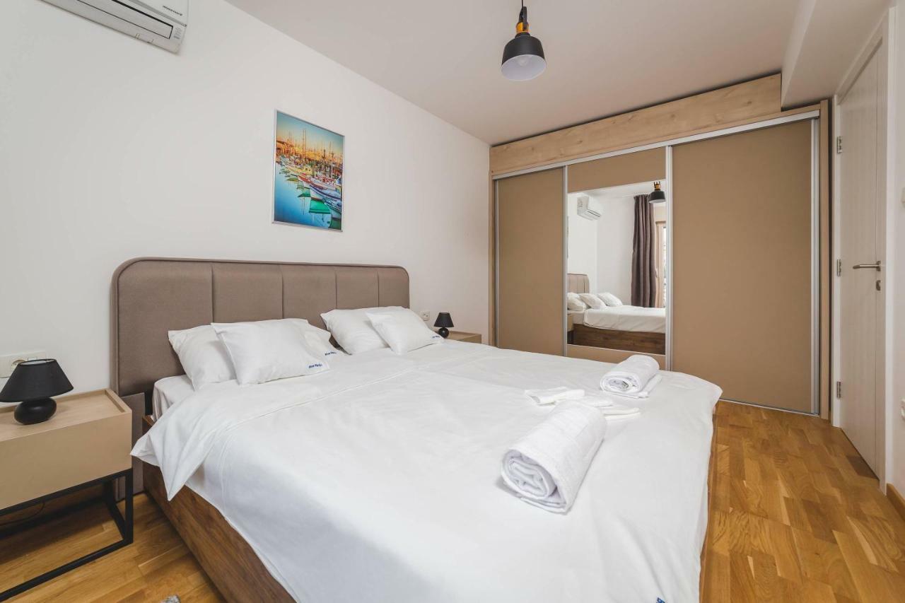 Blue Marlin Apartments Будва Экстерьер фото